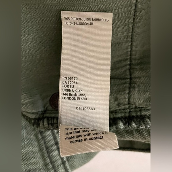 We The Free Sage Green Distressed Shorts Size 29 - Picture 9 of 12